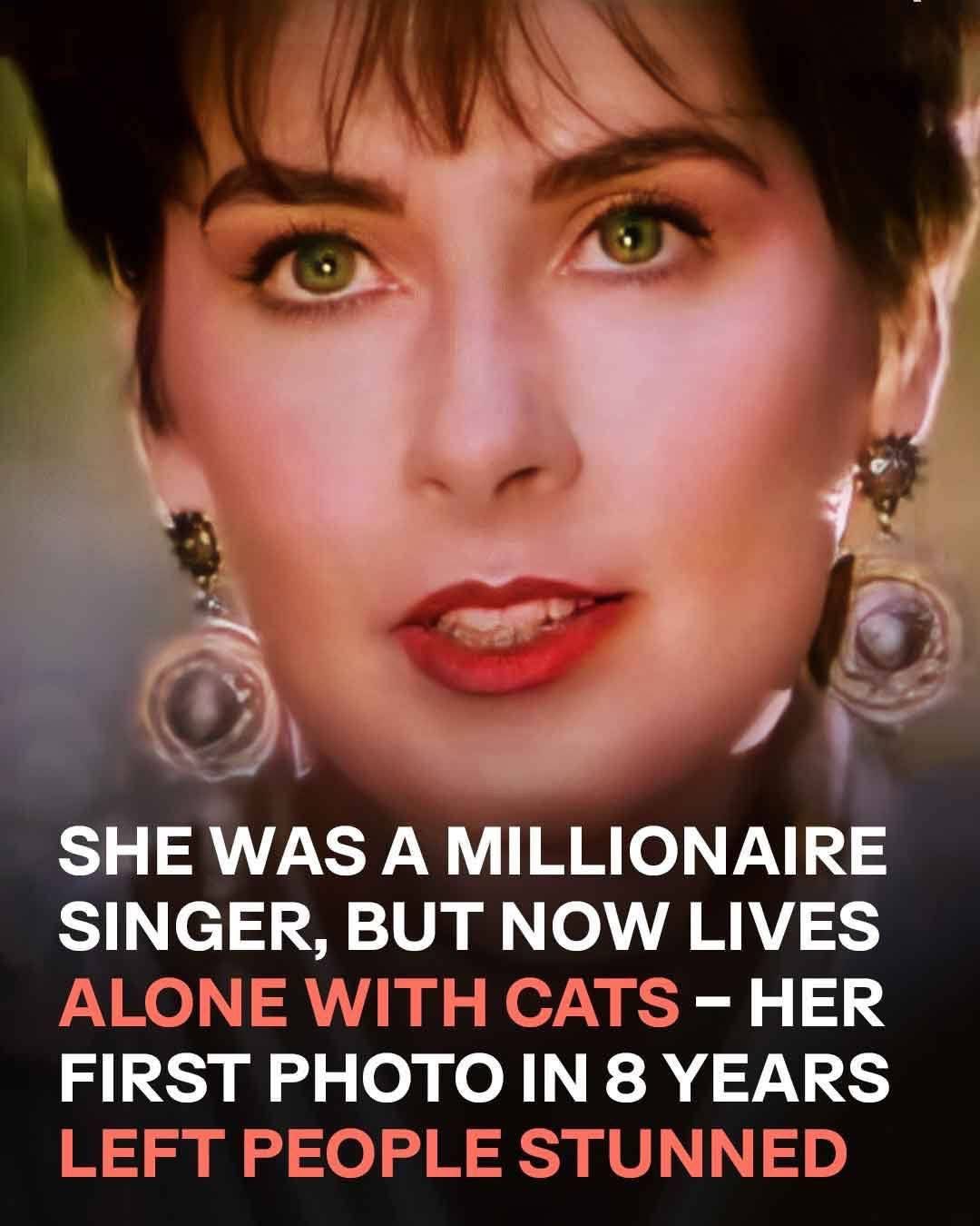 Millionaire Singer Shares First Photo in 8 Years While Living with Cats