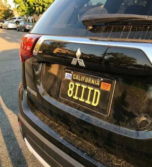 This License Plate Is Going Viral for a Reason Most People Miss at First