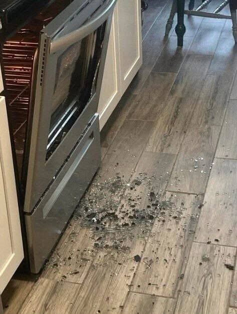 My Oven Door Exploded After I Turned It Off — Here’s Why It Happens