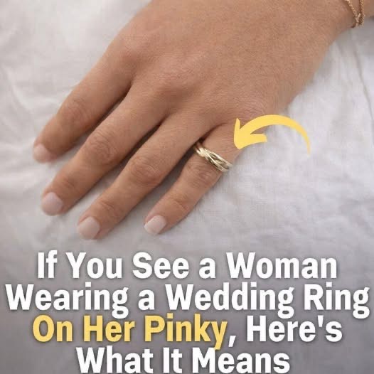 What It Truly Means When Women Choose Pinky Rings Today, How a Small Finger Became a Big Symbol of Independence, Self-Commitment, Healing, Style, Power, and Quiet Resistance Against Traditional Expectations About Love, Identity, and Personal Worth
